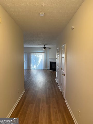 843 Rozie Way SW, Atlanta, GA 30331