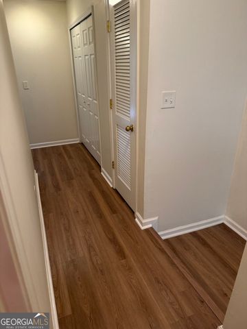 843 Rozie Way SW, Atlanta, GA 30331