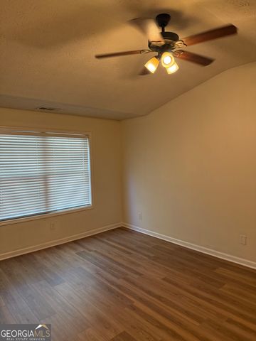 843 Rozie Way SW, Atlanta, GA 30331