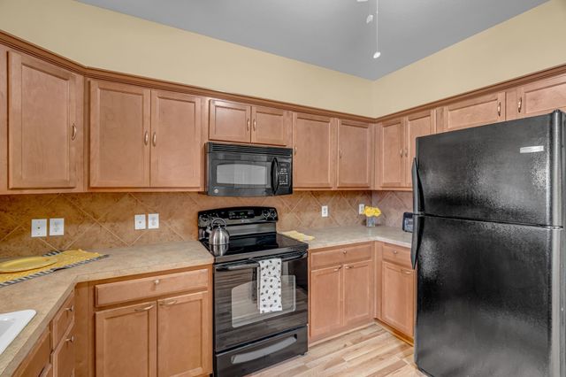 2717 Olympic Park Drive, Grand Prairie, TX 75050