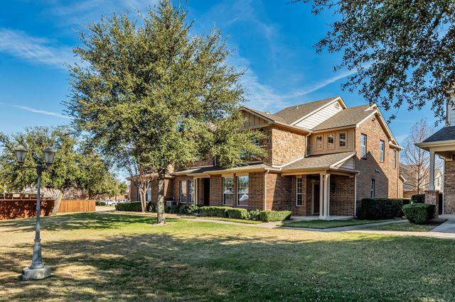 2717 Olympic Park Drive, Grand Prairie, TX 75050