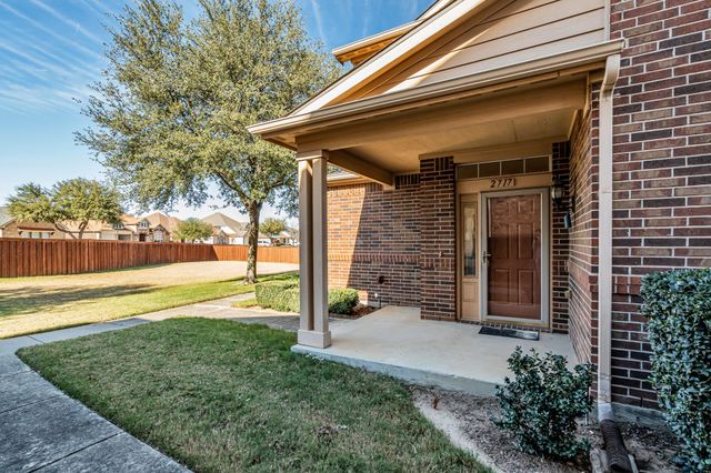 2717 Olympic Park Drive, Grand Prairie, TX 75050