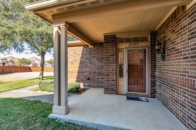 2717 Olympic Park Drive, Grand Prairie, TX 75050