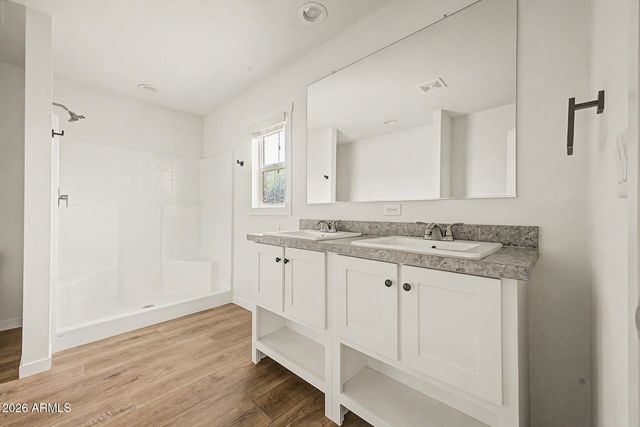320 E MCKELLIPS Road 100, Mesa, AZ 85201