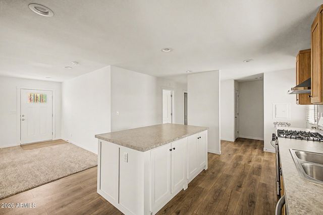 320 E MCKELLIPS Road 100, Mesa, AZ 85201