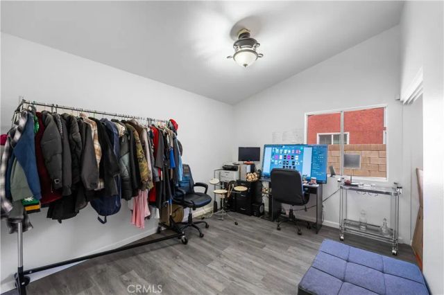 1040 Fairwind Avenue, Rosamond, CA 93560