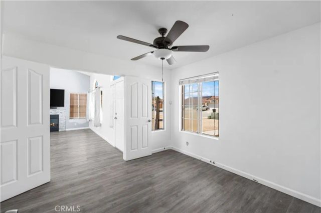1040 Fairwind Avenue, Rosamond, CA 93560
