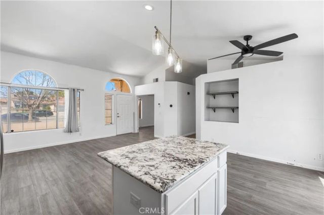 1040 Fairwind Avenue, Rosamond, CA 93560
