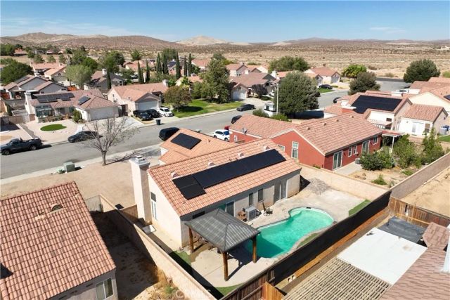 1040 Fairwind Avenue, Rosamond, CA 93560
