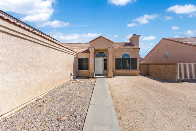 1040 Fairwind Avenue, Rosamond, CA 93560