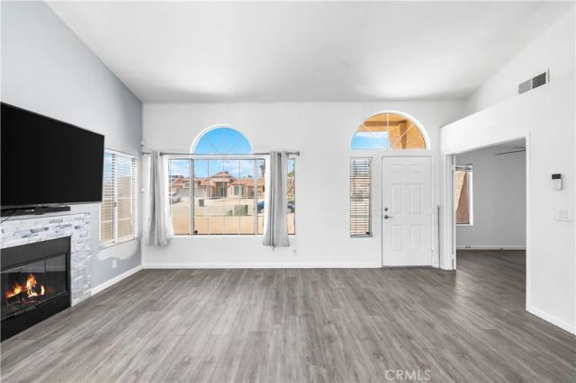 1040 Fairwind Avenue, Rosamond, CA 93560