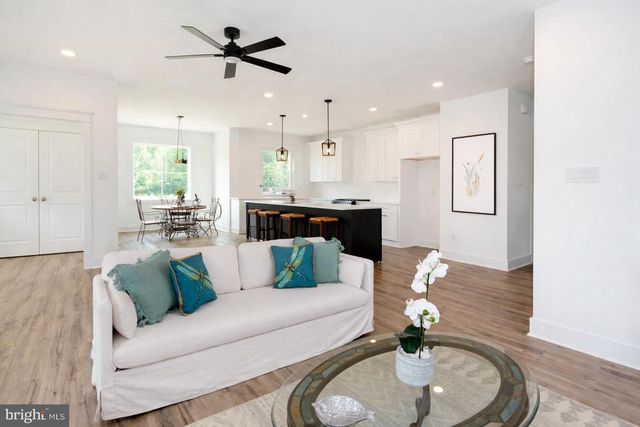 723 RAINBOW RDG, Bumpass, VA 23024