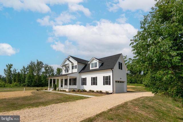 723 RAINBOW RDG, Bumpass, VA 23024