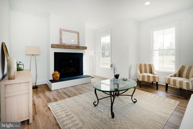 723 RAINBOW RDG, Bumpass, VA 23024