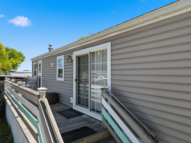 9700 Kings Rd., Myrtle Beach, SC 29572