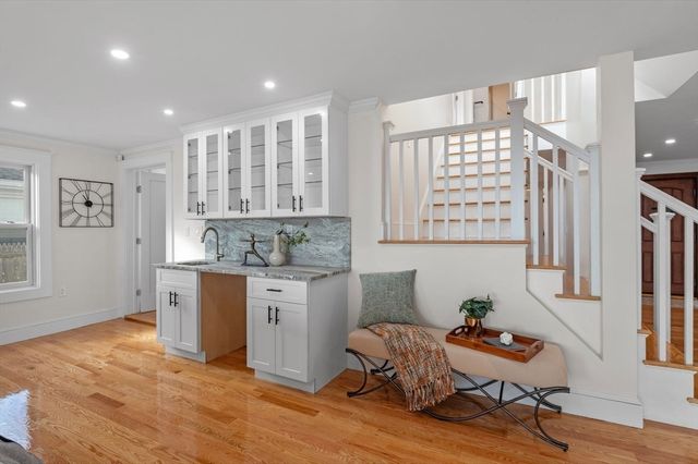 53 Puritan Road, Swampscott, MA 01907