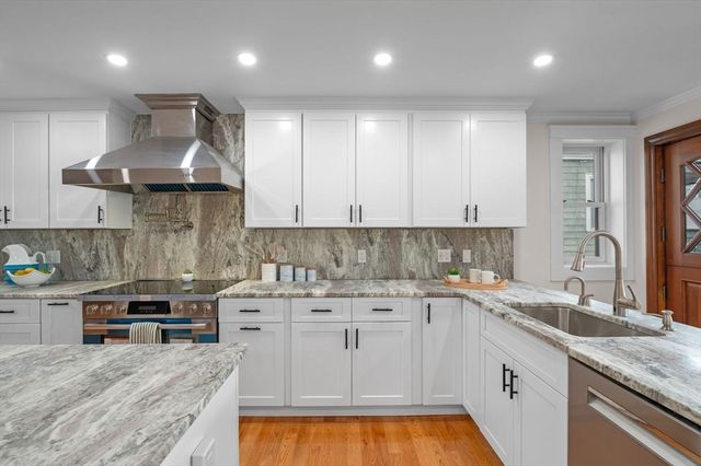 53 Puritan Road, Swampscott, MA 01907