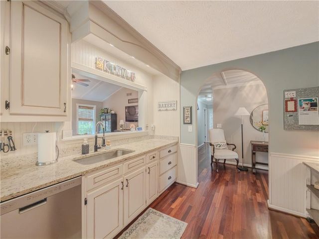 1505 Nunnally Way, Monroe, GA 30655