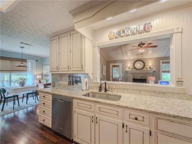 1505 Nunnally Way, Monroe, GA 30655