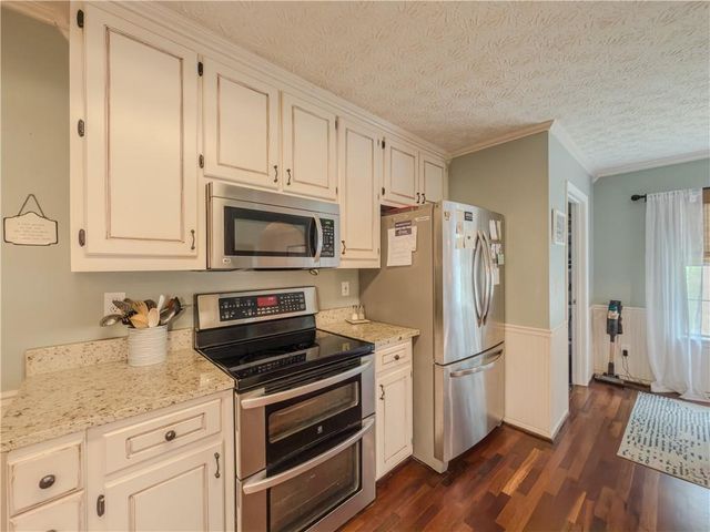 1505 Nunnally Way, Monroe, GA 30655
