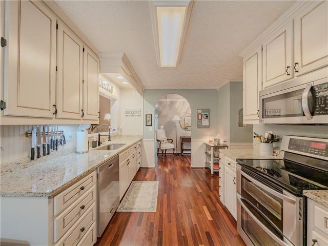 1505 Nunnally Way, Monroe, GA 30655
