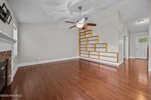 123 Lightwater Drive, Aberdeen, NC 28315