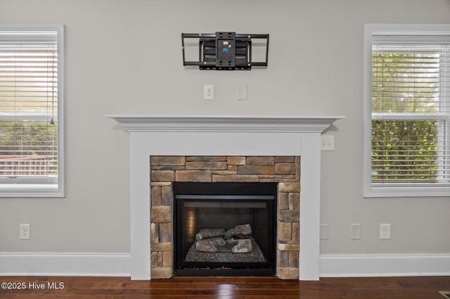 123 Lightwater Drive, Aberdeen, NC 28315