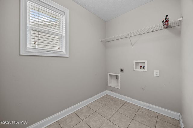 123 Lightwater Drive, Aberdeen, NC 28315