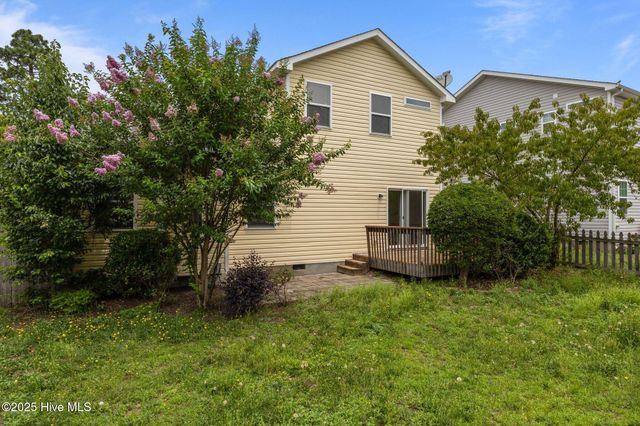 123 Lightwater Drive, Aberdeen, NC 28315