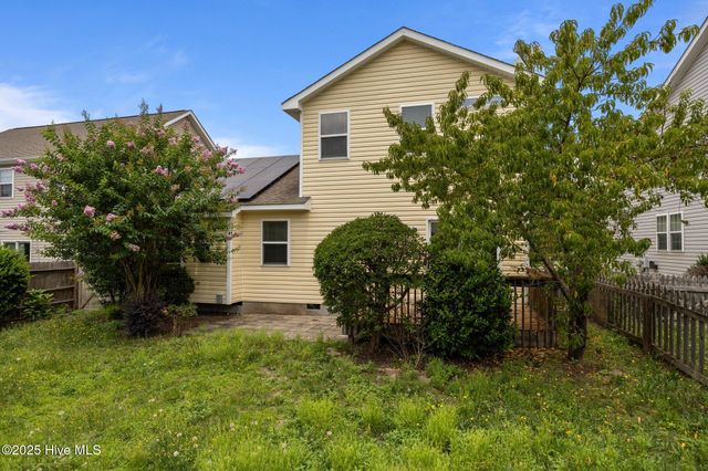 123 Lightwater Drive, Aberdeen, NC 28315