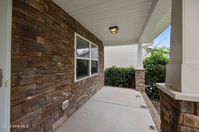 123 Lightwater Drive, Aberdeen, NC 28315