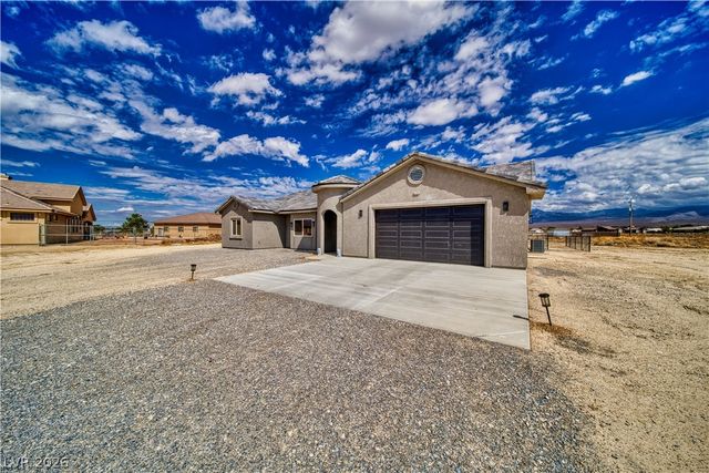 2200 East Deerskin Street, Pahrump, NV 89048