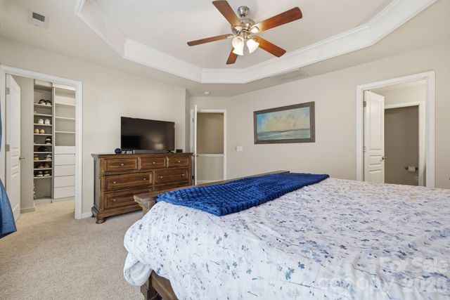 2441 Diplomat Lane, Charlotte, NC 28210