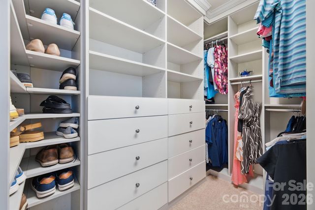 2441 Diplomat Lane, Charlotte, NC 28210