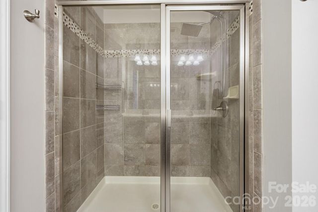 2441 Diplomat Lane, Charlotte, NC 28210