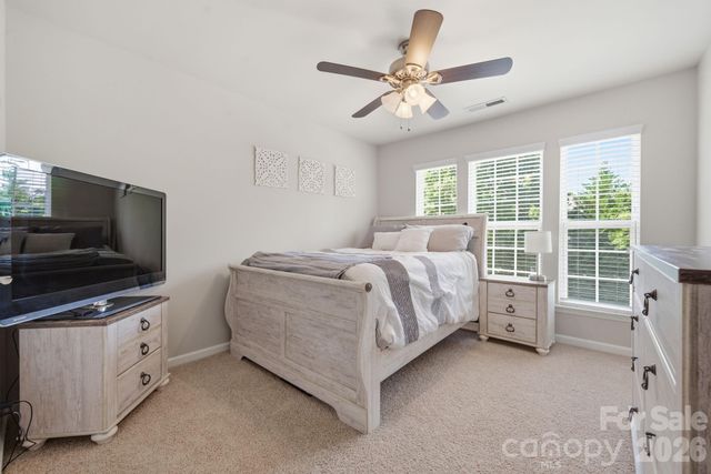 2441 Diplomat Lane, Charlotte, NC 28210
