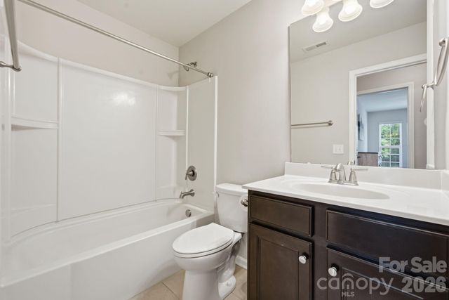 2441 Diplomat Lane, Charlotte, NC 28210