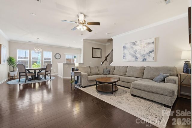 2441 Diplomat Lane, Charlotte, NC 28210