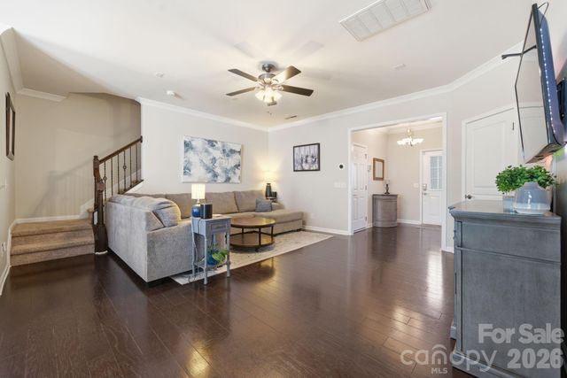 2441 Diplomat Lane, Charlotte, NC 28210