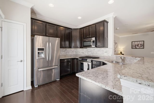 2441 Diplomat Lane, Charlotte, NC 28210