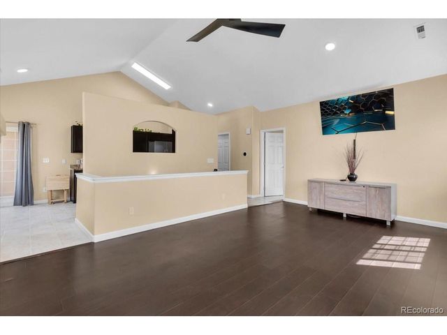 22655 E Ontario Dr 203, Aurora, CO 80016