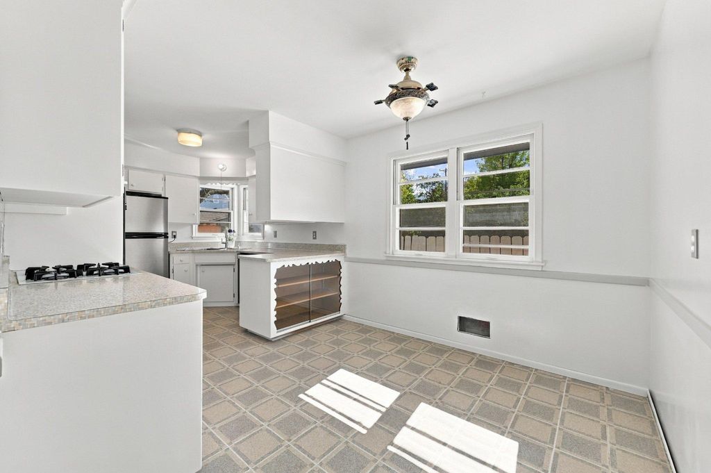 4950 Penn Avenue N, Minneapolis, MN 55430 — photo 3