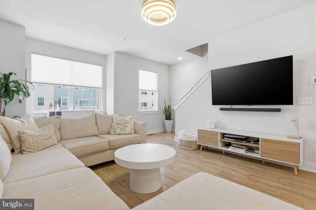 124 ANNAPOLIS ST, Bensalem, PA 19020