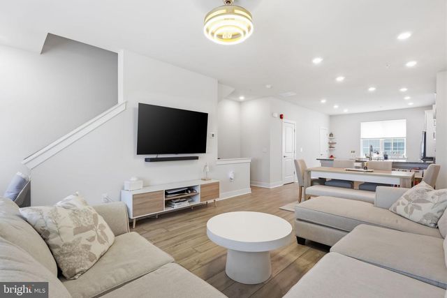 124 ANNAPOLIS ST, Bensalem, PA 19020