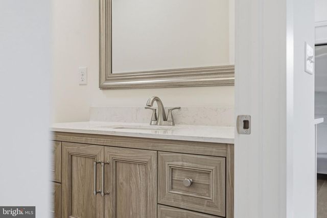 170 KEARNEYSVILLE PIKE, Kearneysville, WV 25430