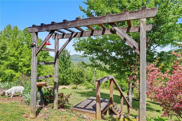 306 Frontier Road, Tiger, GA 30576