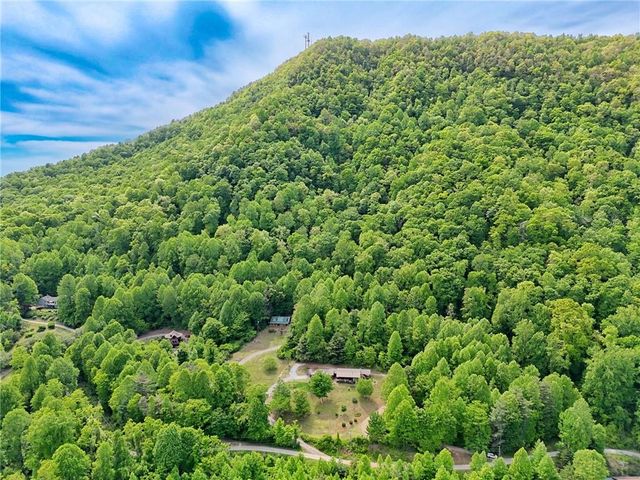 306 Frontier Road, Tiger, GA 30576