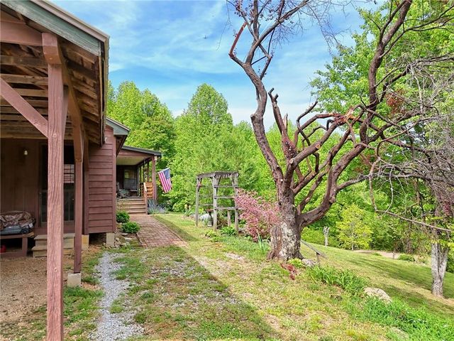 306 Frontier Road, Tiger, GA 30576