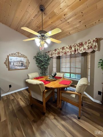 3600 Piedmont Avenue, Bakersfield, CA 93312