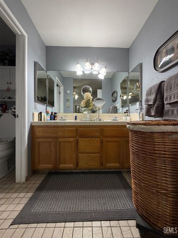 3600 Piedmont Avenue, Bakersfield, CA 93312